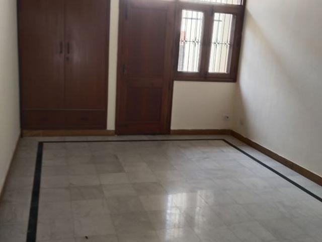 RWA Apartments Sector 39 3 Bedroom 1800 Sq. Ft. Builder Floor in Sector 39 Noida Listing ID: #10360