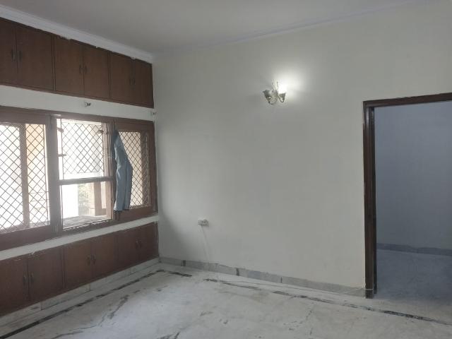RWA Apartments Sector 41 3 Bedroom 1800 Sq. Ft. Independent House in Sector 41 Noida Listing ID: #9930