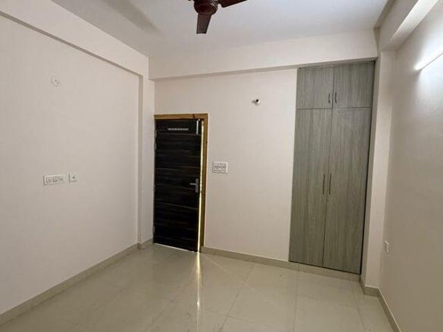RWA Apartments Sector 71 2 Bedroom 112 Sq. Mt. Builder Floor in Sector 71 Noida Listing ID: #9931