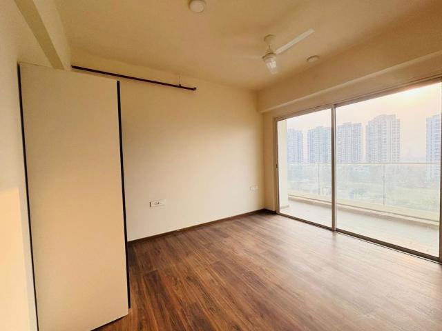 RWA Apartments Sector 93 3 Bedroom 300 Sq. Mt. Independent House in Sector 93 Noida Listing ID: #10387