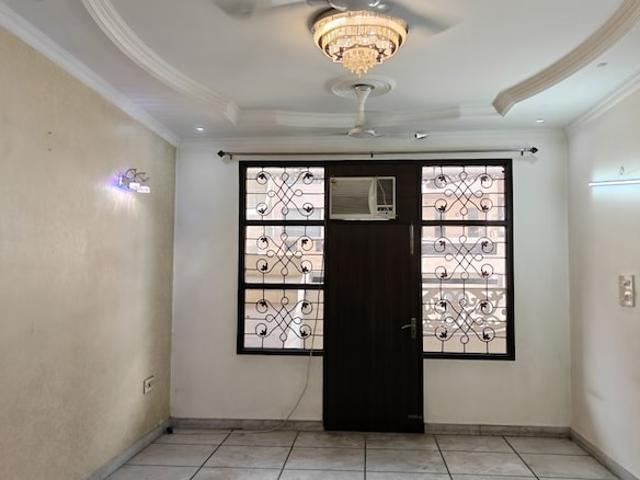 Rwa State Bank Colony 3 Bedroom 1800 Sq. Ft. Builder Floor in State Bank Colony Delhi Listing ID: #10042