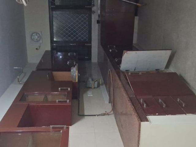 Rwa Pocket F Sarita Vihar 3 Bedroom 1800 Sq. Ft. Apartment in Sarita Vihar Delhi Listing ID: #10243