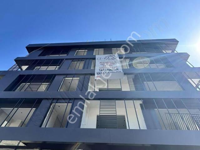 Rte Cephe Atakum Devlet Hastanesi Karşısı Satılık 1+1 Ofis