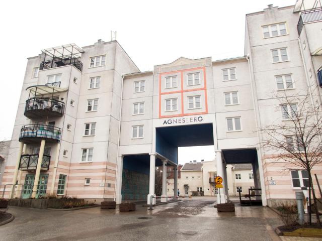 Rum i Ulriksdal Solna 2 våning 18 m² 4 800 kr