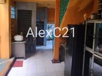 Rumah + 2 rumah Kontrakan dan Tanah di Jagakarsa, Jakarta Selatan