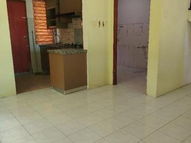 Rumah 2 Tingkat Intermediate Conner