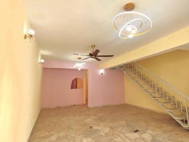Rumah 2 Tingkat Murah