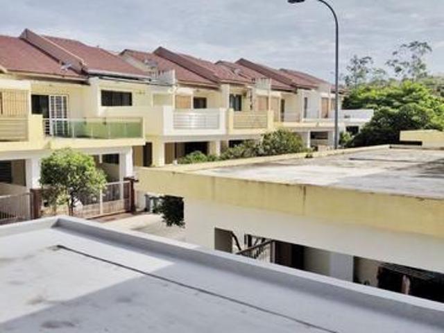Rumah 2 Tingkat Nada Alam 1 Mantin Nilai FREEHOLDBelow Market 4R4B