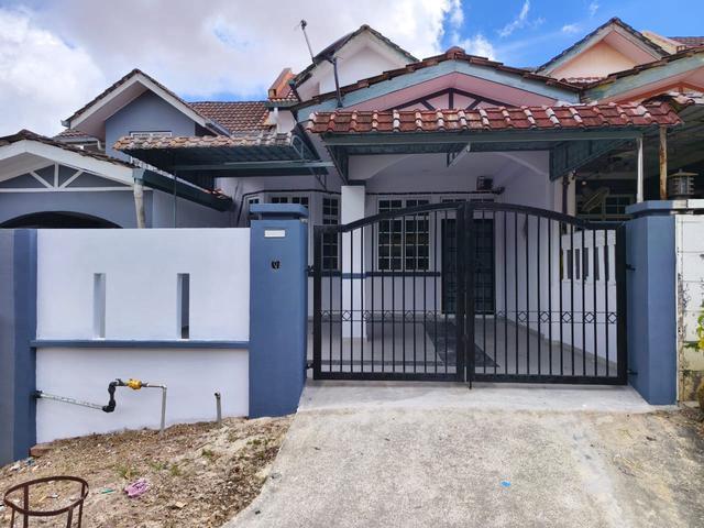Rumah 2 Tingkat Tmn Bukit Tiram Sebelah Highway Siap Renovation