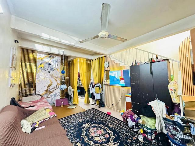 Rumah 2 Tingkat Teluk Gedung Indah Klang for Sale