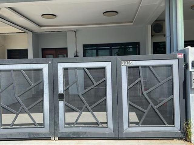 rumah 3 tingkat nk dijual fully furnised