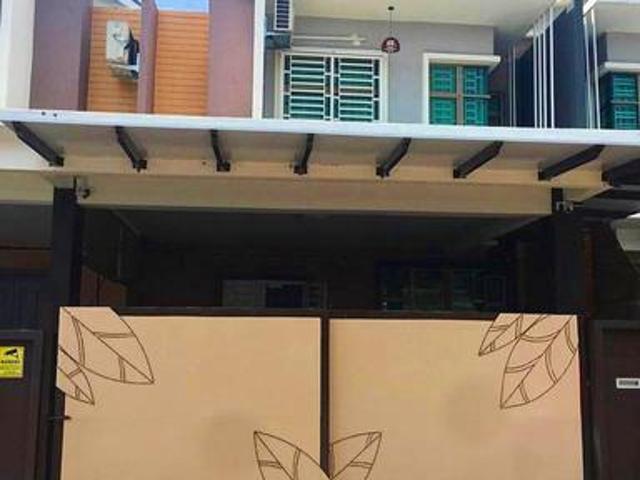 Rumah taman tanjung minyak perdana homestay untuk dijual