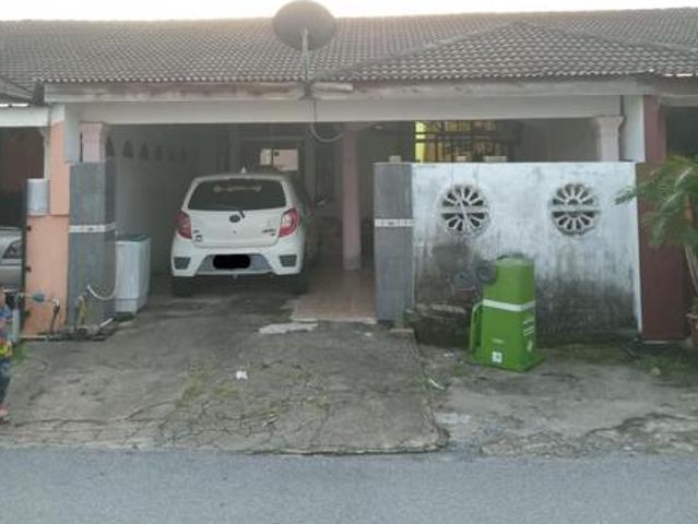 RUMAH TAMAN MENTIGA JAYA PEKAN UNTUK DIJUAl