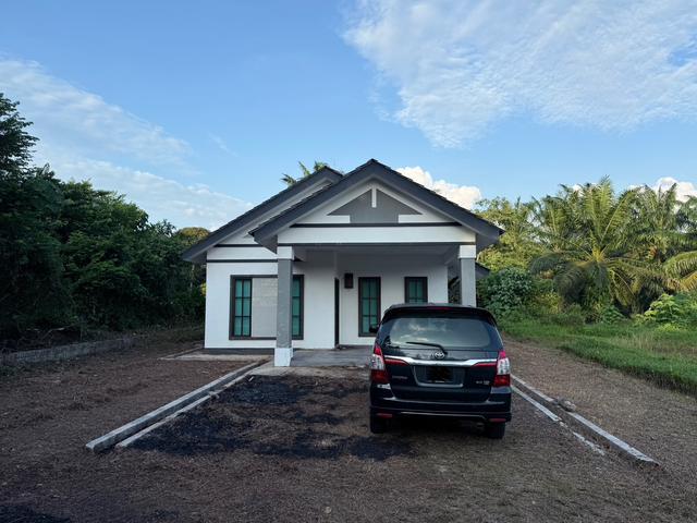 Rumah tanah lot
