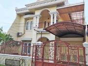 Rumah Tenggilis Utara 2 Lantai Siap Huni Furnish dekat Rungkut code: DND