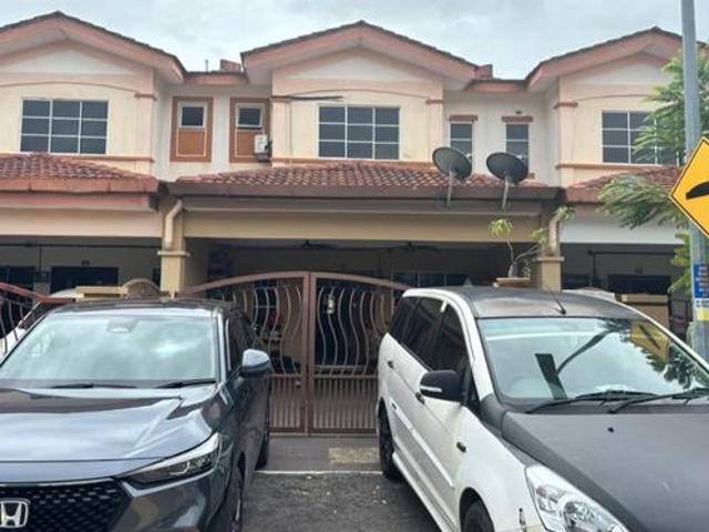 Rumah Terea Dua Tingkat