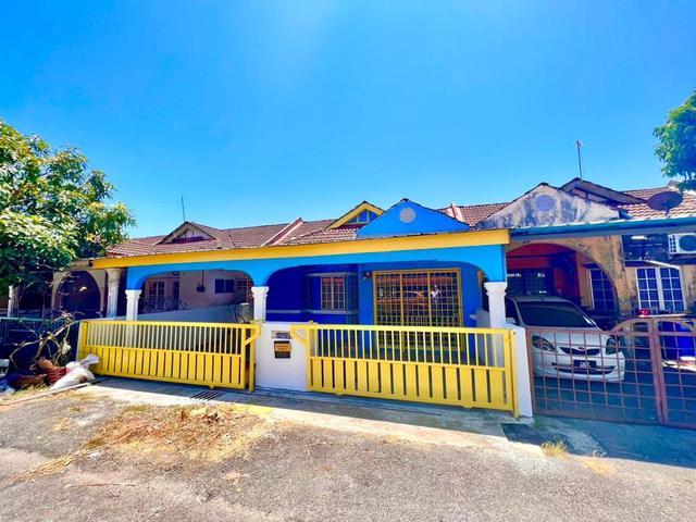 Rumah Teres 4Bilik Kemumin Pengkalan Chepa Fully Furnished Cantik