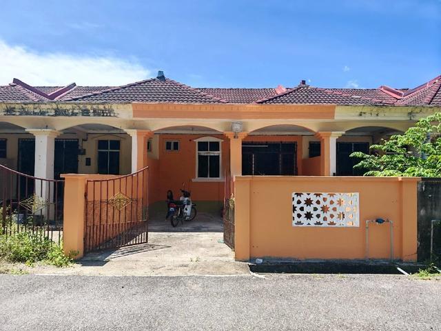 Rumah Teres 1 Tingkat di Kg Jelor Pasir PutehTaman Puspajaya 2