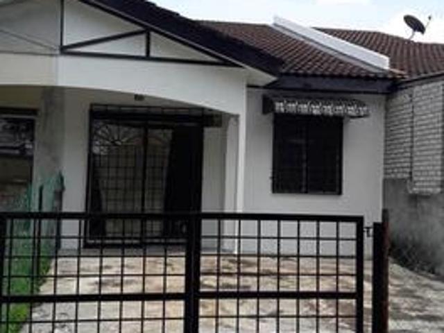Rumah Teres 1 Tingkat Taman Bakawali Bukit Sentosa