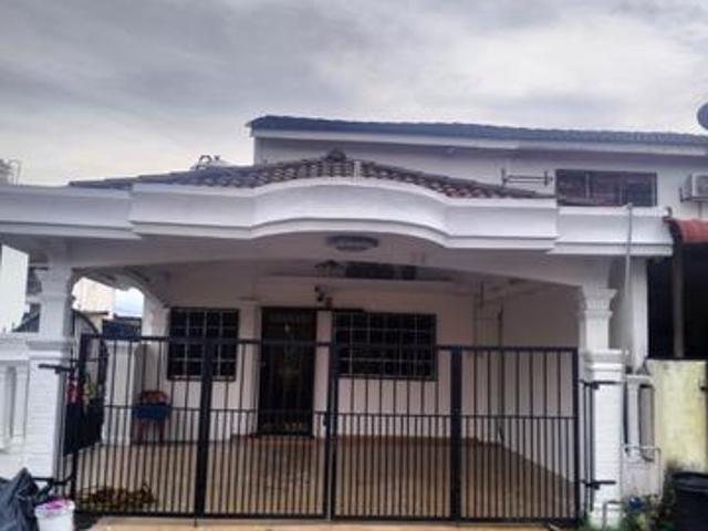 Rumah teres 2 sty end lot d Fasa 1i Bandar Baru Batang Kali