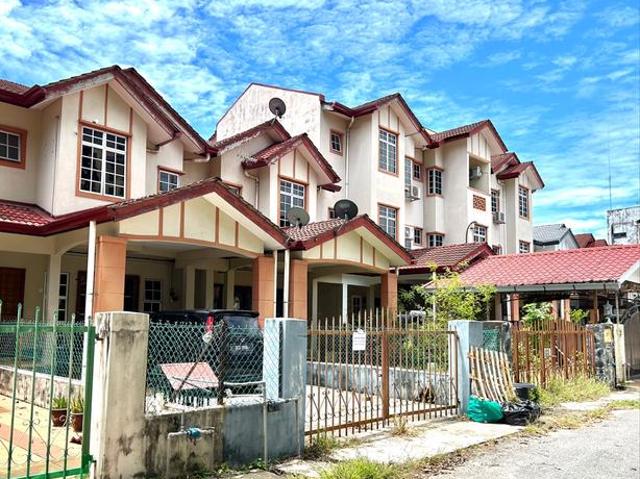 Rumah Teres 2 Tingkat