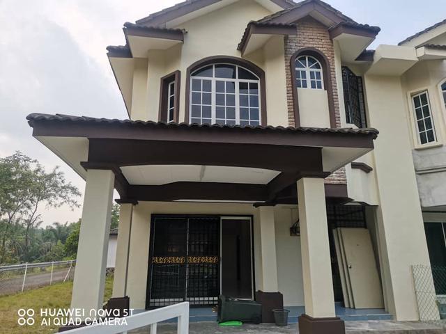 Rumah Teres 2 Tingkat Corner Lot Kulim High Tech Open FacingUnit Murah