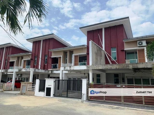 Rumah Teres 2 Tingkat di Panji Kota Bharu