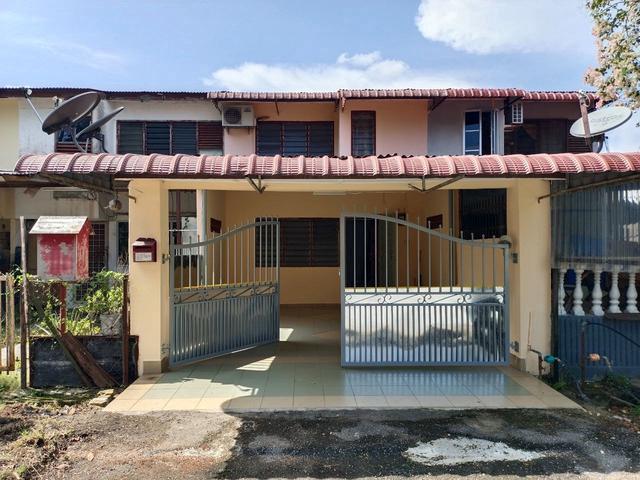 Rumah teres 2 tingkat di Taman Bachang Baru Melaka untuk dijual