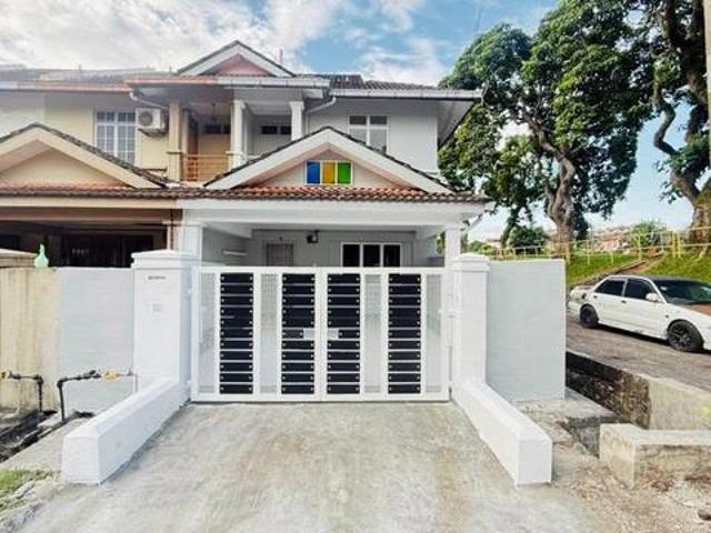 Rumah Teres 2 Tingkat di Taman Bukit Dahlia Untuk Dijual ENDLOT