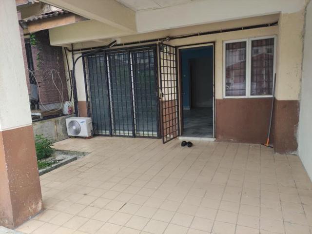 Rumah Teres 2 Tingkat di Taman Saujana Impian Kajang