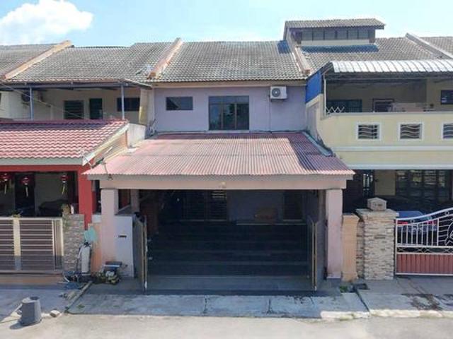 Rumah Teres 2 Tingkat di Taman Perwaja Kemaman