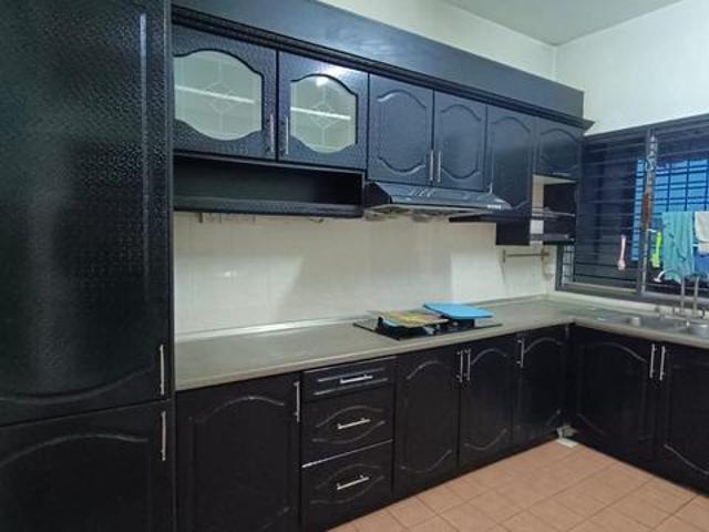 Rumah Teres 2 Tingkat Kota Kemuning