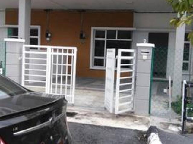 Rumah Teres 2 Tingkat Taman Insaniah Kuala Ketil