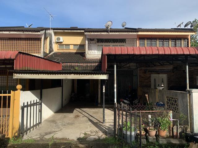 RuMAH TERES 2 TINGKAT TAMAN SITI WAN KEMBANG KUBANG KERIAN