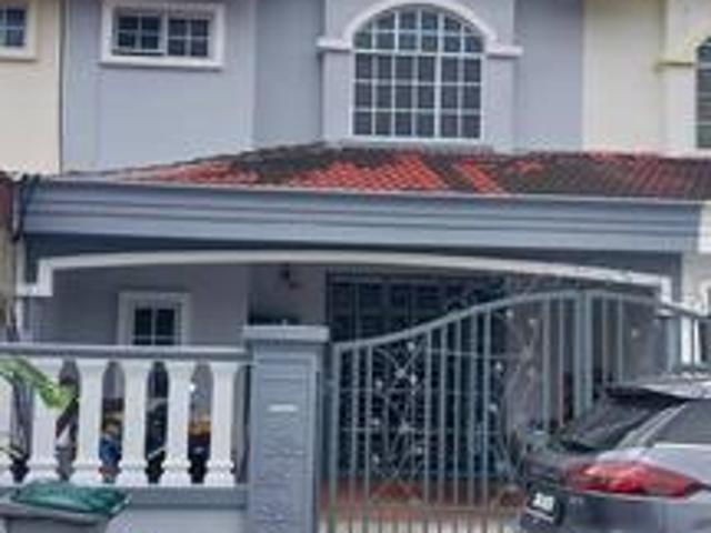 Rumah Teres 2 Tingkat Taman Sri Sentosa Pekan Nanas