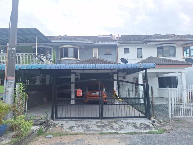 Rumah teres 2 tingkat taman tampoi indah