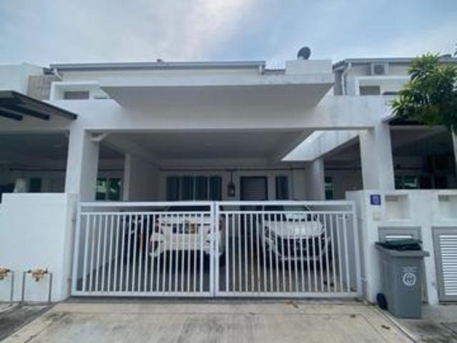 Rumah Teres 2 Tingkat Tiara Sendayan Labu