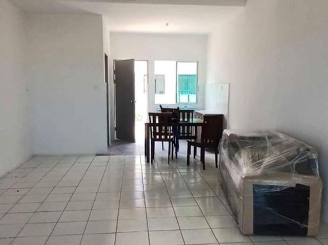 Rumah teres 2 tingkat untuk di jual