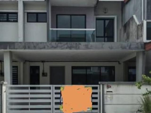 RUMAH TERES 2 TINGKAT UNTUK DIJUAL DI PENGKALAN TIARA LAKE, IPOH, PERAK
