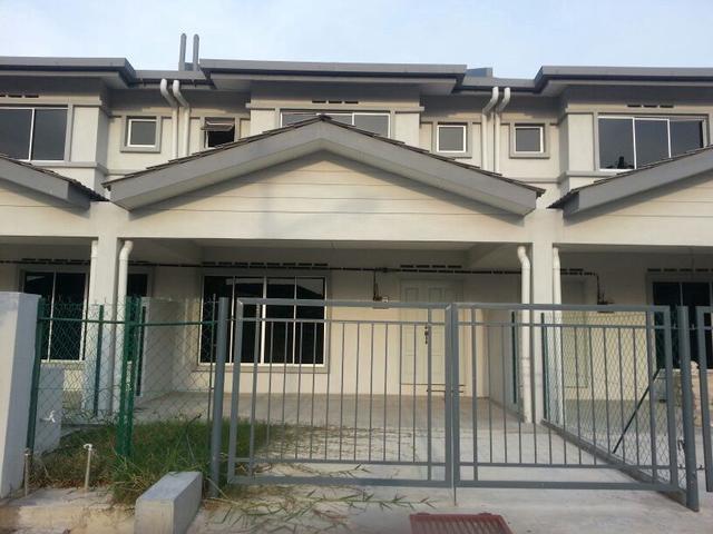 Rumah Teres 2 Tingkat Untuk Dijual Di Taman Telok Telok Panglima Gara