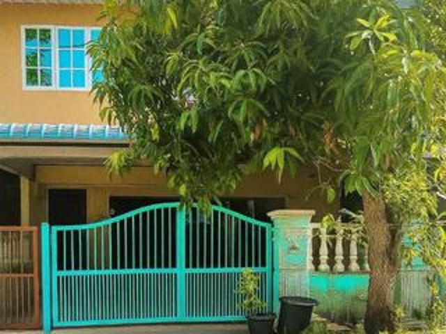 Rumah Teres 2 Tingkat Untuk Dijual Renovated Di Parit Buntar