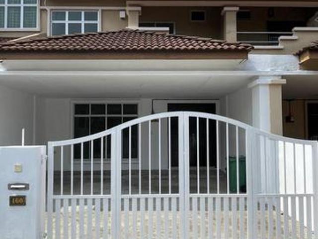 Rumah Teres 2 Tingkat Yang Belum Didiami Untuk Dijual