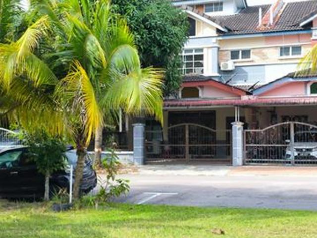 Rumah Teres 2 Tkt Tmn Pulai Indah DIris
