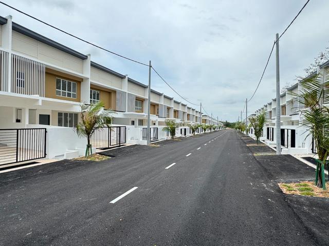 Rumah Teres 2Tingkat di Serkam Merlimau Jasin
