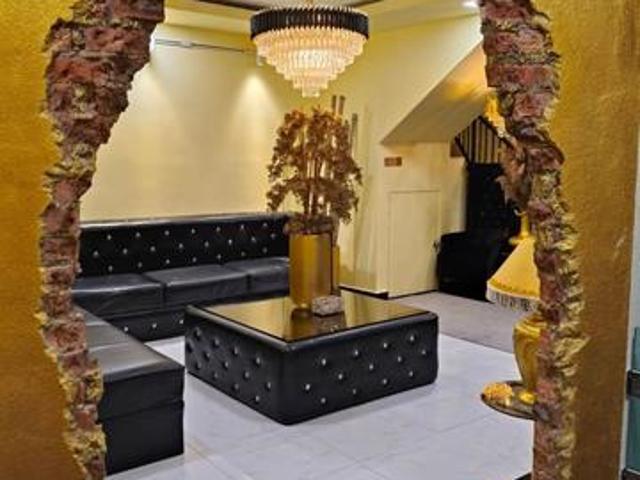 Rumah Teres 3 Tingkat Fully Furnished Berhampiran Airport Terengganu
