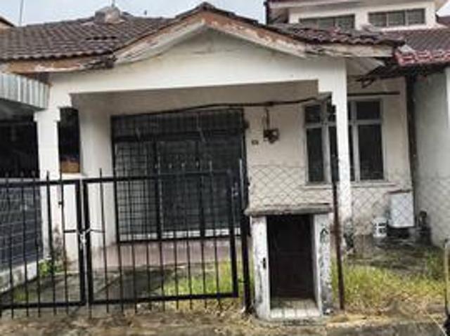 Rumah teres untuk dijual