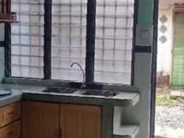 Rumah teres untuk dijual 50 langkah ke masjid