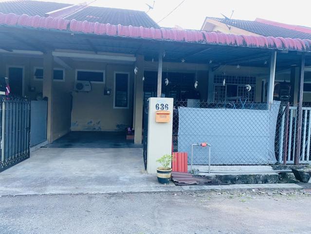 Rumah Teres Untuk Dijual di Ketereh Lokasi Strategik