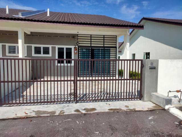 Rumah Teres with Land