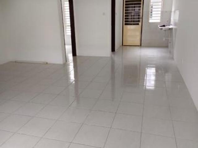 Rumah teres Desiran bayu puchong